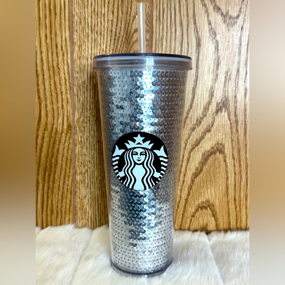 Starbucks limited edition 2017 24oz silver sequined cold cup